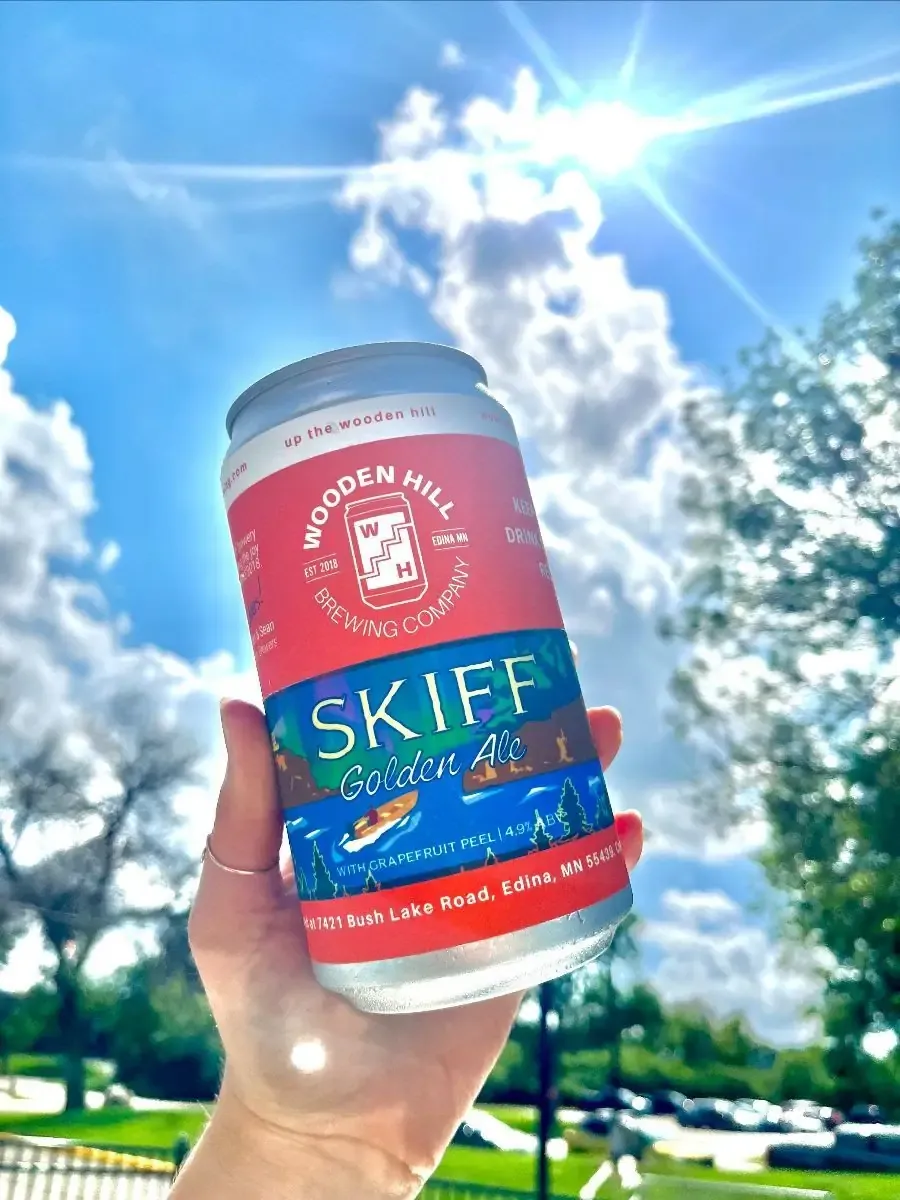 Skiff in a glass
